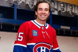 Qui porte le numéro #15 pour le Canadien de Montréal